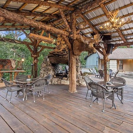 Stonegate Lodge 2 Queen Beds Fast Wifi 50In Tv Salt Water Pool Room # 305 Eureka Springs Buitenkant foto