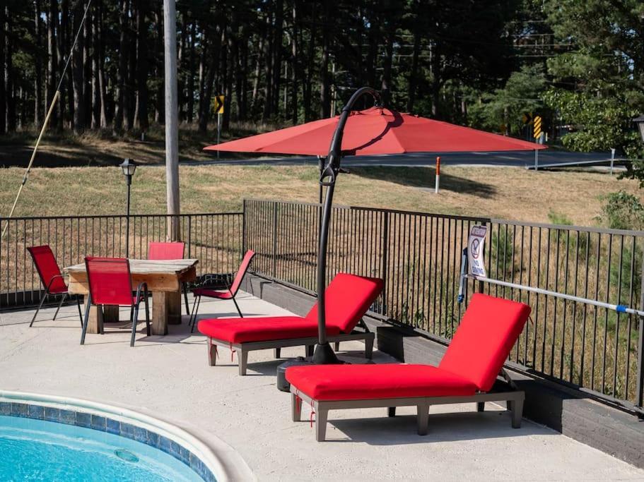 Stonegate Lodge 2 Queen Beds Fast Wifi 50In Tv Salt Water Pool Room # 305 Eureka Springs Buitenkant foto